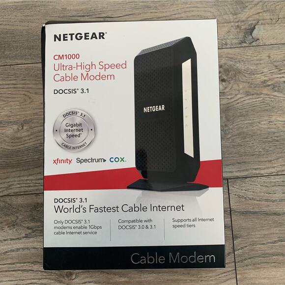 NETGEAR CM1000 ULTRA-HIGH SPEED CABLE MODEM DOCSIS 3.1 -EUC - Picture 1 of 5